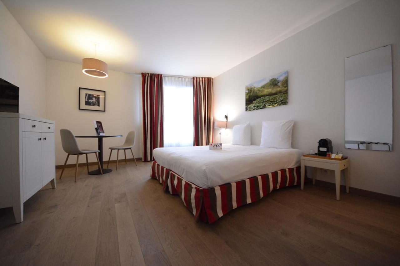 Hotel Cerise Шату Экстерьер фото
